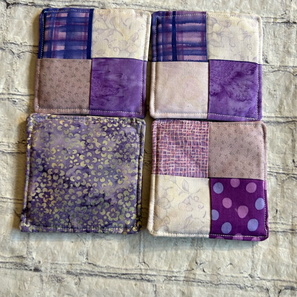 QUILT PATTERN SMALL SQUARES FOR DRAWERS SACHETS PURPLE AND MULTI COLORED (4)